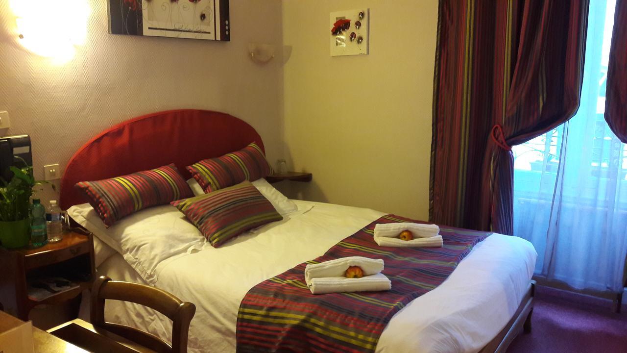 Logis Hotel Et Restaurant Du Dauphin ซี ภายนอก รูปภาพ